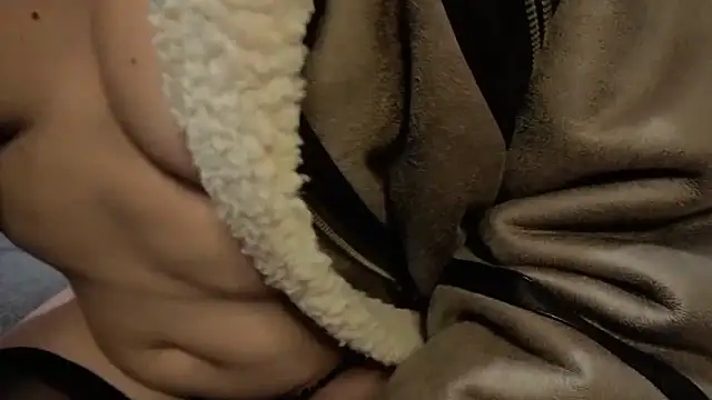 MysticZoe's cam snapshot