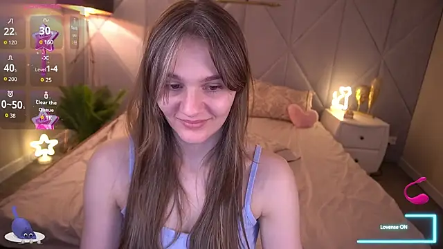 DiamondGoldie's cam snapshot