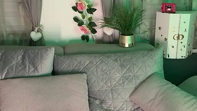 Monageil's cam snapshot