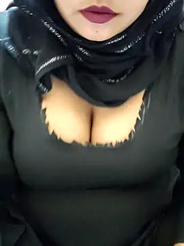 Indian-Nazia's cam snapshot