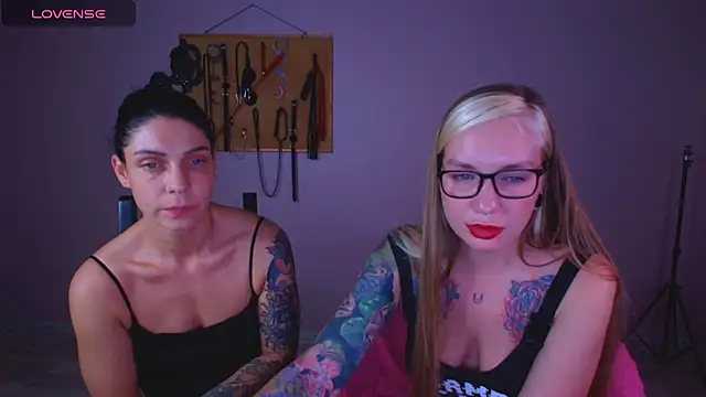 Carrie_Moonshine's cam snapshot