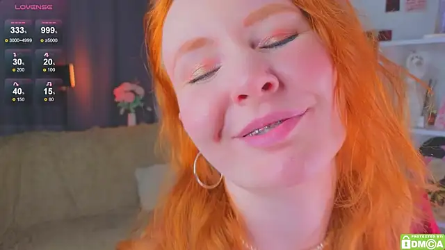 JoyceJones's cam snapshot