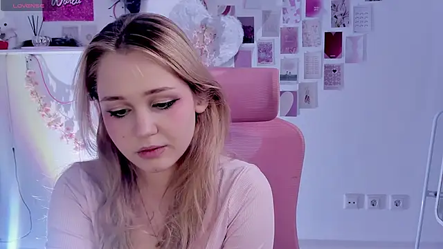 SweetCutie19 live sex cam