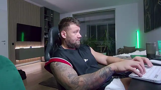 UbbeViking live sex cam