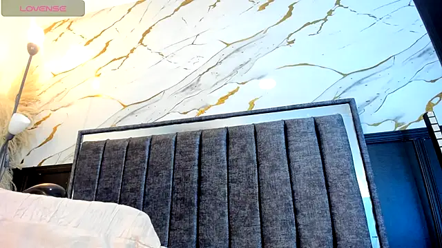 emma_bloom_ live sex cam