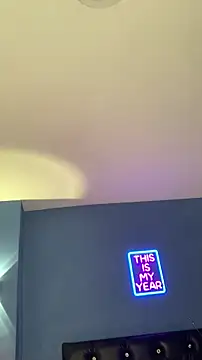 SharonStar13 live sex cam