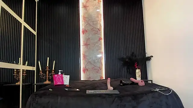 AmbarMonroe live sex cam