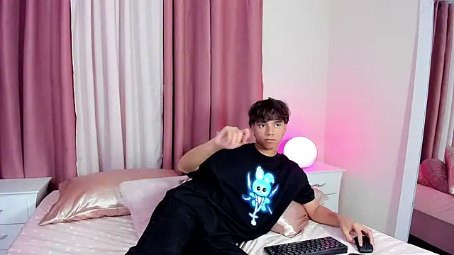 Honeymoon_sariel live sex cam