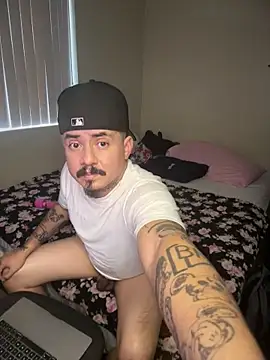 PeterGrandee live sex cam