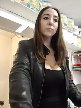 Mia_Novikov live sex cam