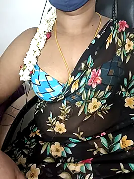 Tamil-hotwife's cam snapshot