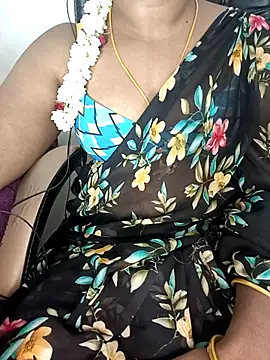 Tamil-hotwife's cam snapshot