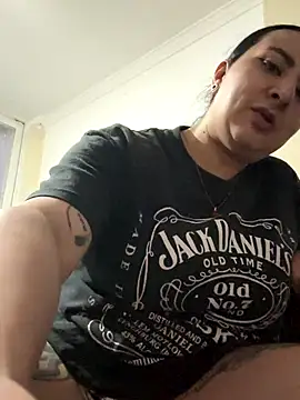 Abril_Luv live sex cam