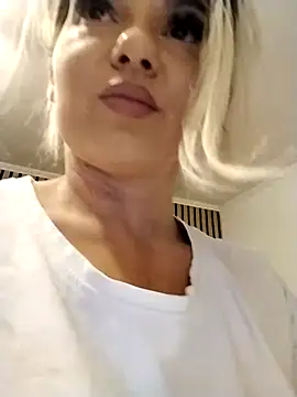 Mayaaaaaa_ live sex cam