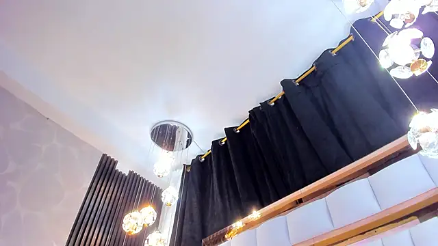 SarayRoyse live sex cam