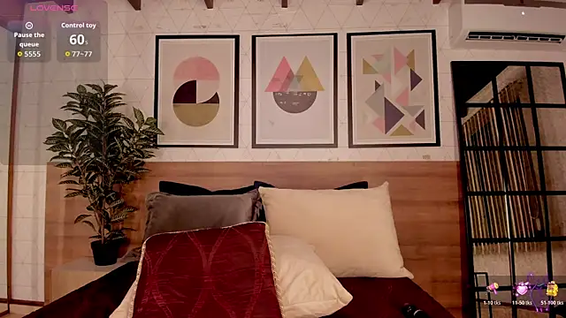 LunaRuso's cam snapshot