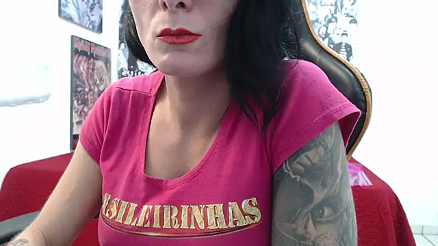 CrisBathoryxxx's cam snapshot