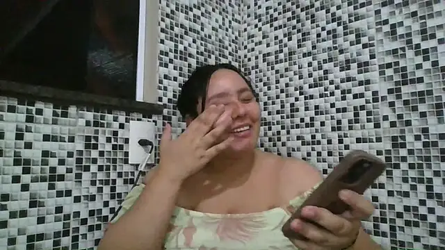 Angelaoliveira's cam snapshot