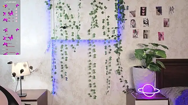 JeeringTickler's cam snapshot