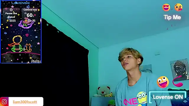 Liamscott_'s cam snapshot