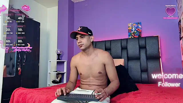 ashtoncooperr's cam snapshot