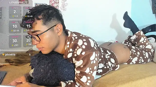 cute_sammy_1's cam snapshot