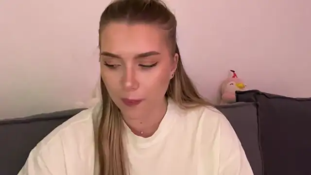 LouraStalter's cam snapshot