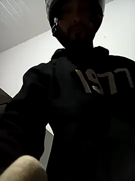 Kingbigcock23cm live sex cam