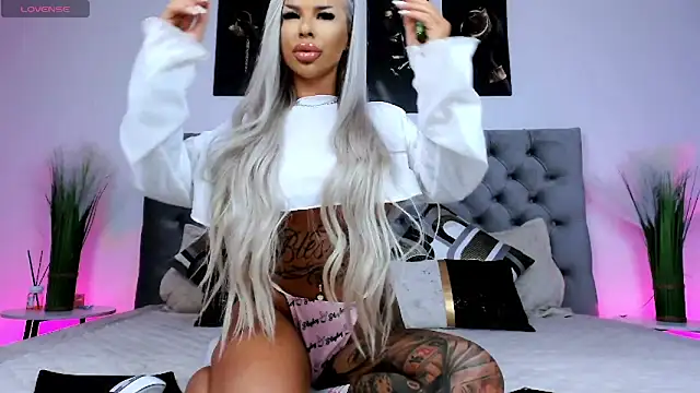 Ivy_Ann's cam snapshot