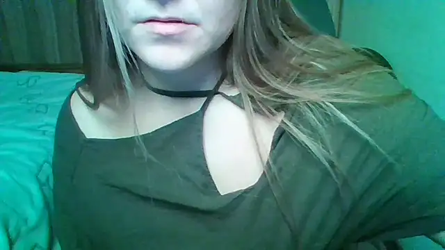 Evasapples's cam snapshot