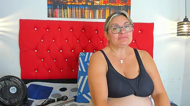 carolinacrus01's cam snapshot