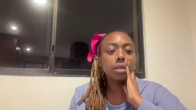 ChocolateCakeQueen's cam snapshot