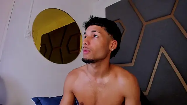 Thiagoferreti's cam snapshot