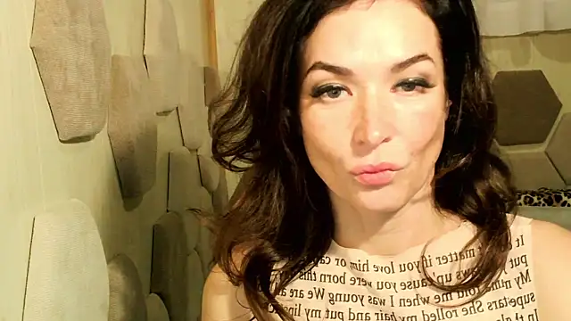 Alice_Ayra's cam snapshot