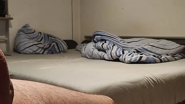 Alphapimmelchen live sex cam