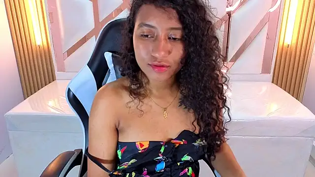 ninadelight_tp's cam snapshot