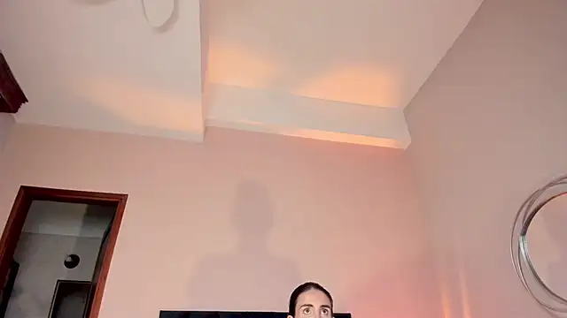 Nina_Cavaali's cam snapshot