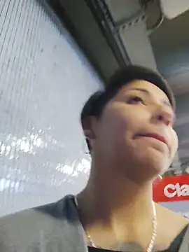 MaiPandora live sex cam