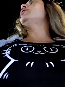 Cata_city1106's cam snapshot