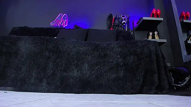 DelaneyStone's cam snapshot