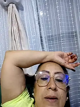 amaranta_c's cam snapshot