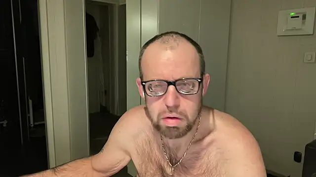 FABIOGLASSES live sex cam