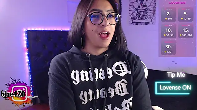 Skyler__blue4 live sex cam