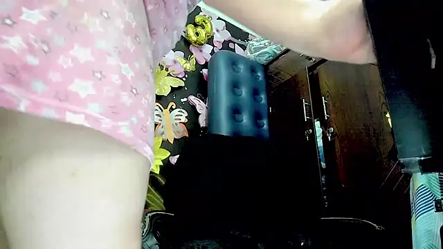 DirtyKhloy live sex cam