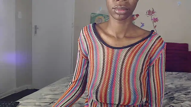 Blacktittiex02 live sex cam