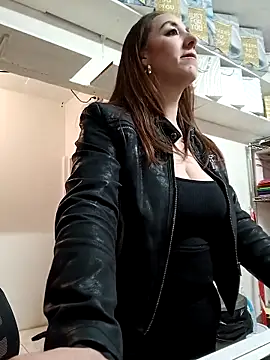 Mia_Novikov live sex cam