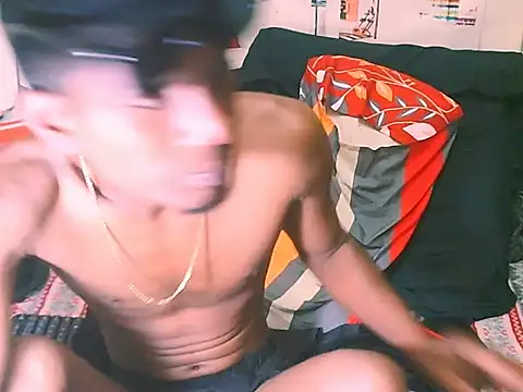 IndianThuggin live sex cam