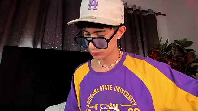 NovaaWheler live sex cam