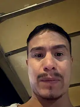 DominickVegas live sex cam