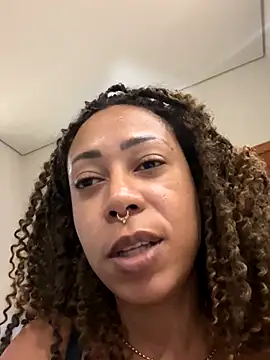 dianagolley420's cam snapshot